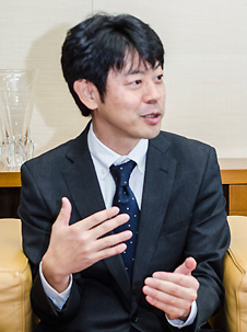 ニッセイアセットマネジメント商品開発部 課長 寺前 芳康